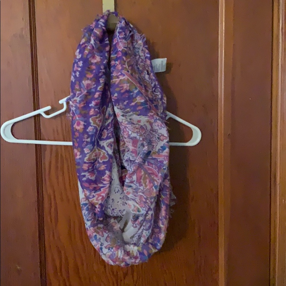 Infinity Scarf - Picture 2 of 2